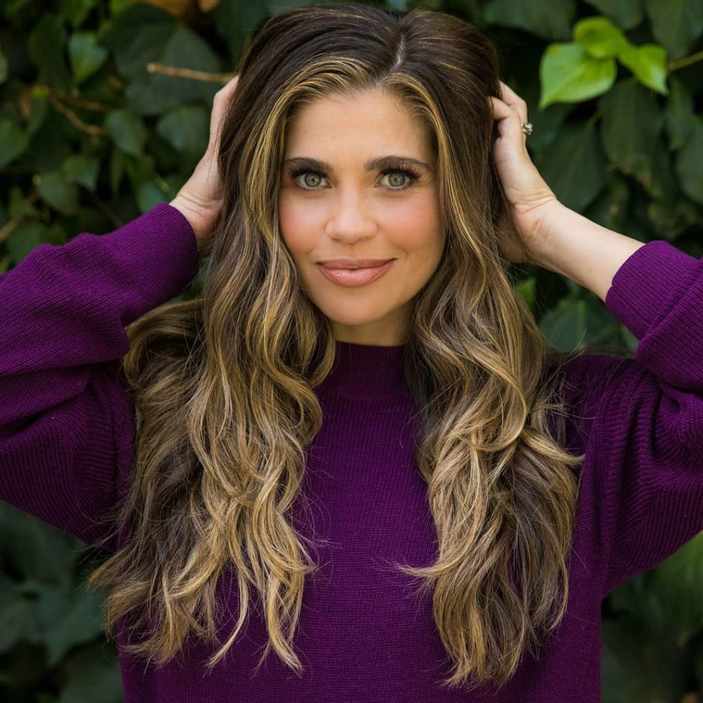Danielle Fishel Profile 1