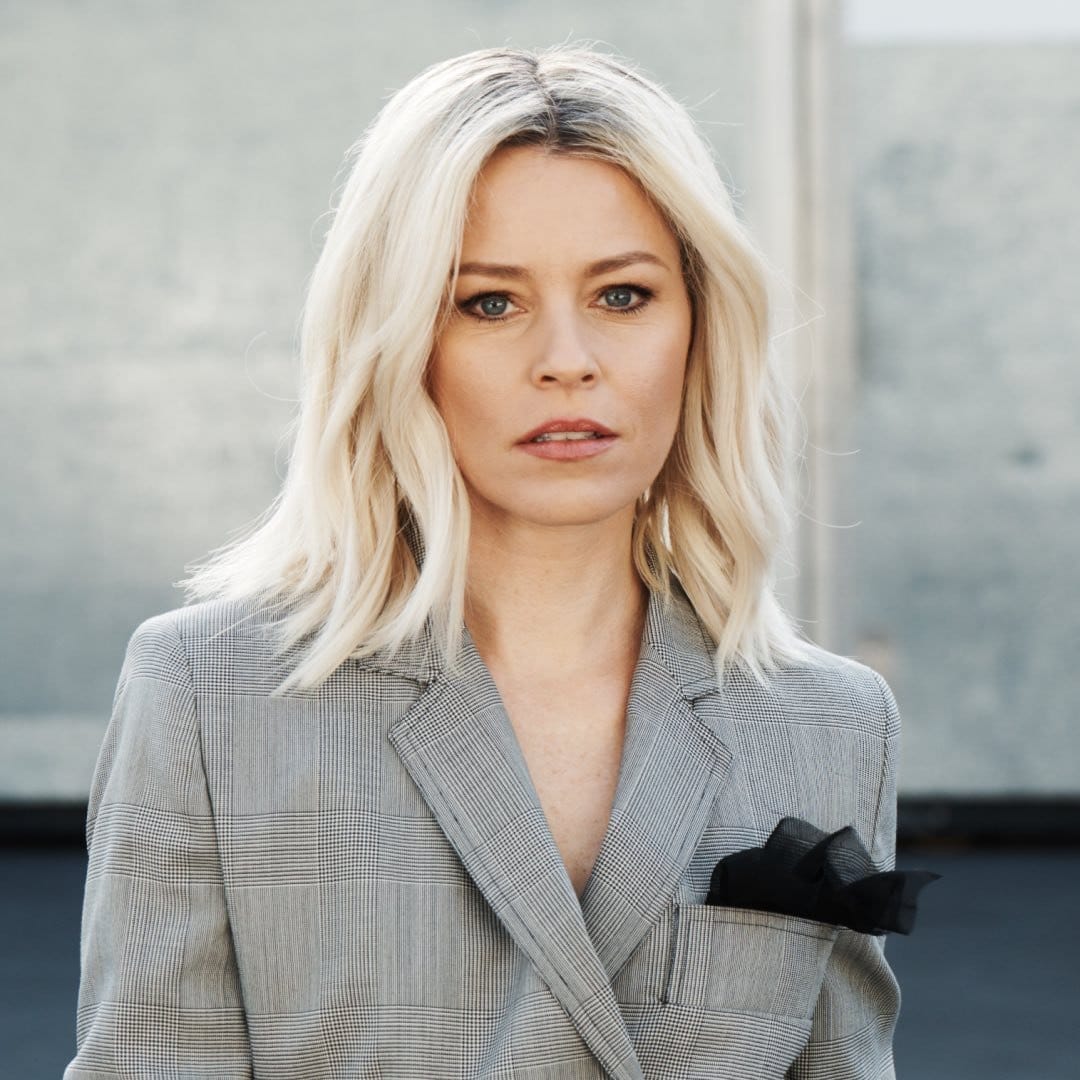 Elizabeth Banks Profile 1