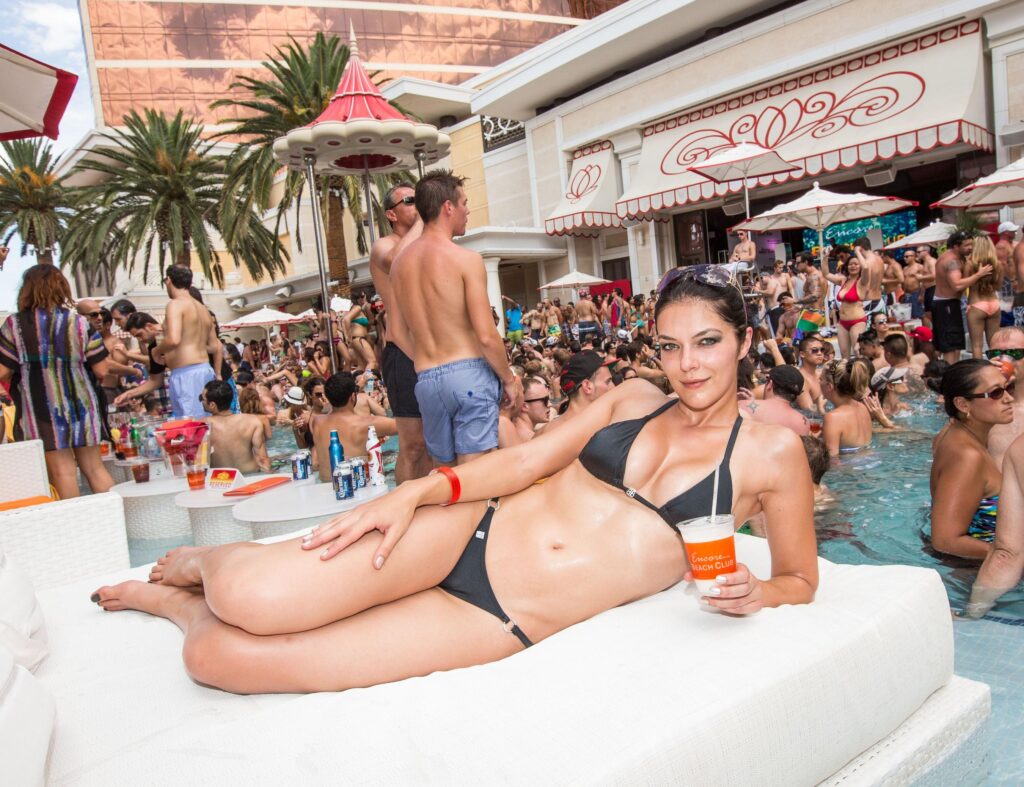 adrianne-curry-bikini-25-scaled | Divas World Order