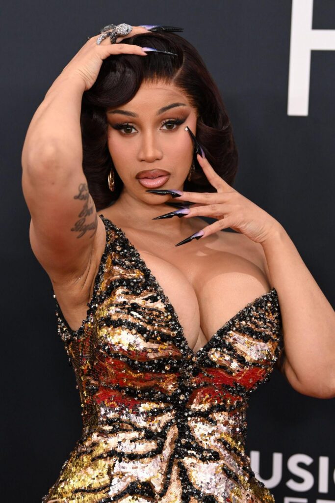 cardi-b-67th-annual-grammy-awards-3 | Divas World Order