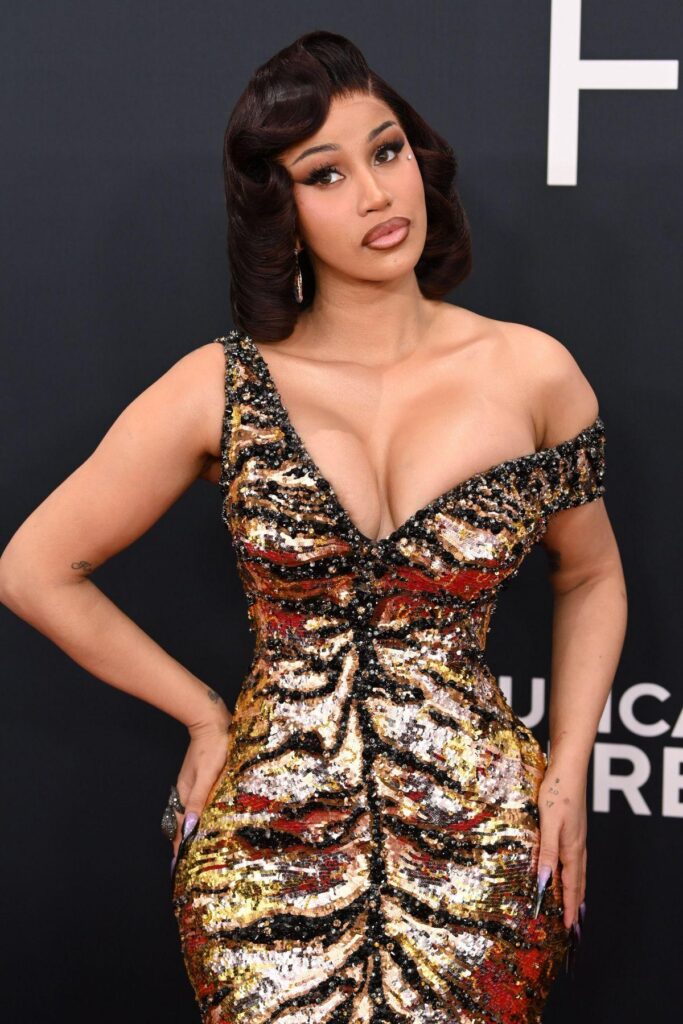 cardi-b-67th-annual-grammy-awards-5 | Divas World Order