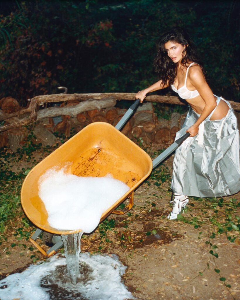 kylie-jenner-interview-magazine-germany-ss19-5 | Divas World Order