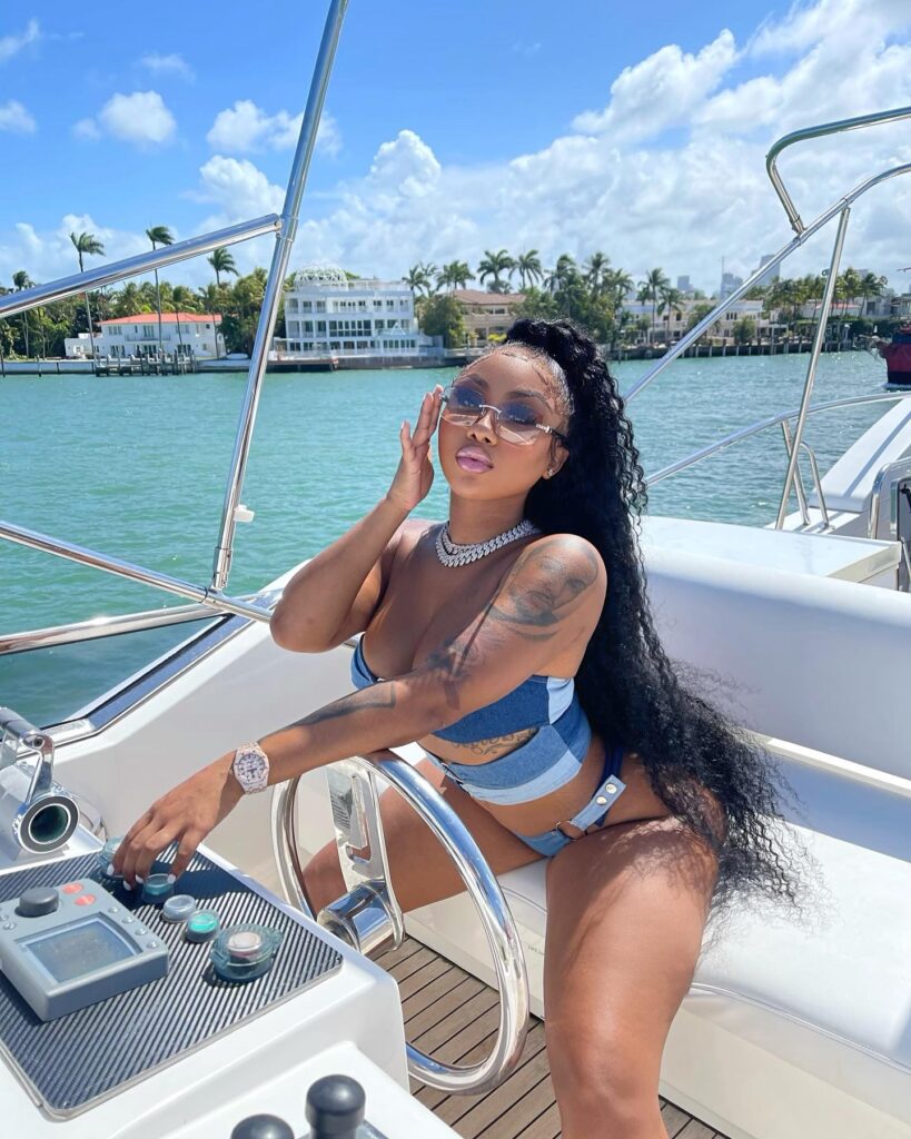 ari-fletcher-bikini-32 | Divas World Order