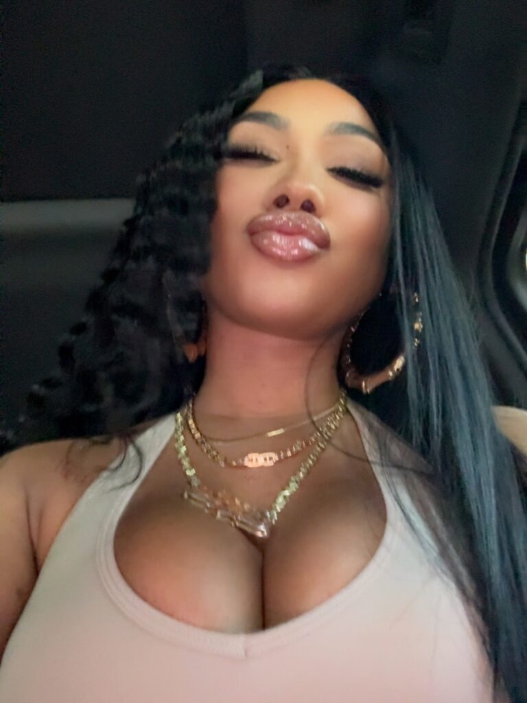 ari-fletcher-cleavage-27 | Divas World Order