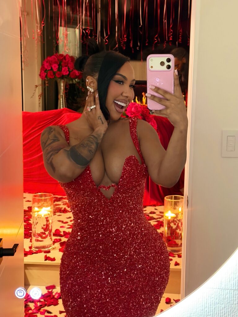 ari-fletcher-cleavage-32 | Divas World Order