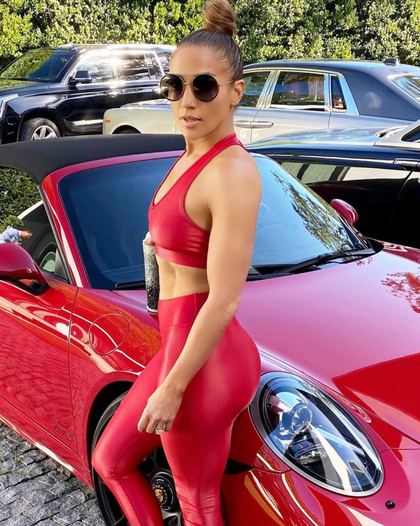 jennifer-lopez-candid-7 | Divas World Order