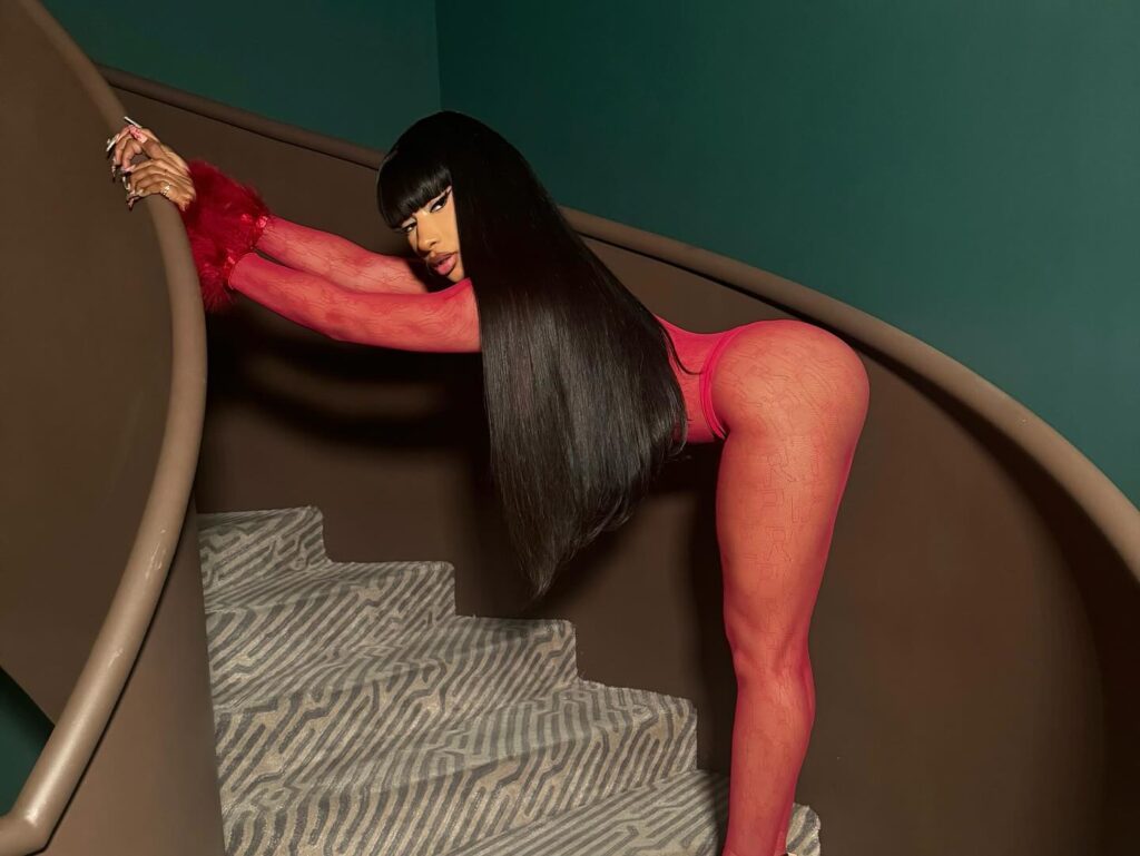megan-thee-stallion-candid-3 | Divas World Order