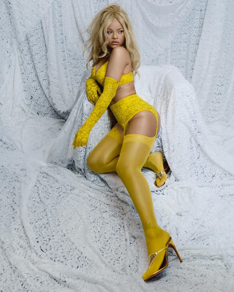 rihanna-lavish-lace-5 | Divas World Order
