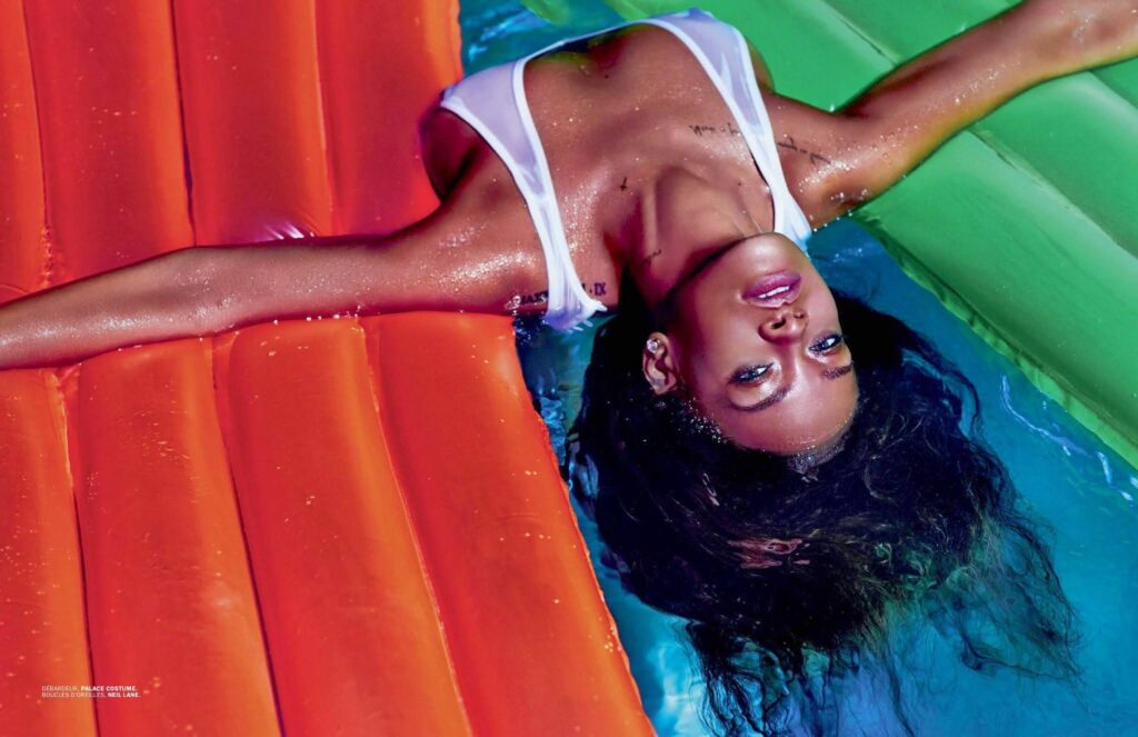 rihanna-lui-magazine-2014-4 | Divas World Order