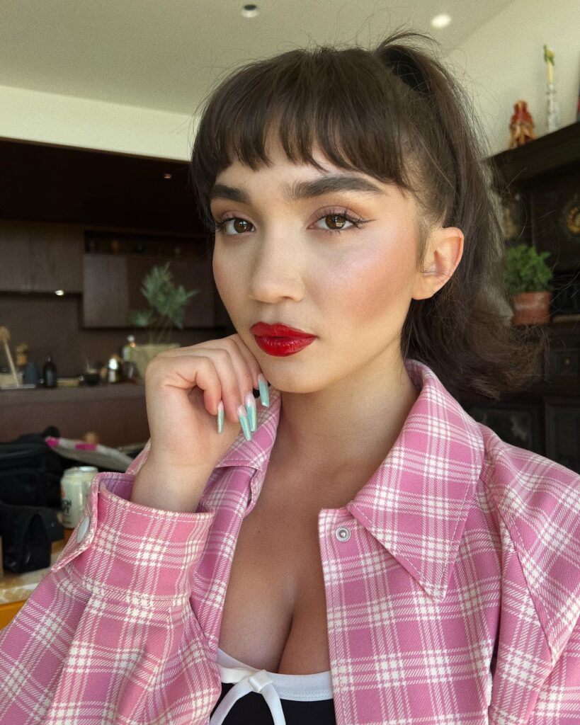 rowan-blanchard-cleavage-8 | Divas World Order