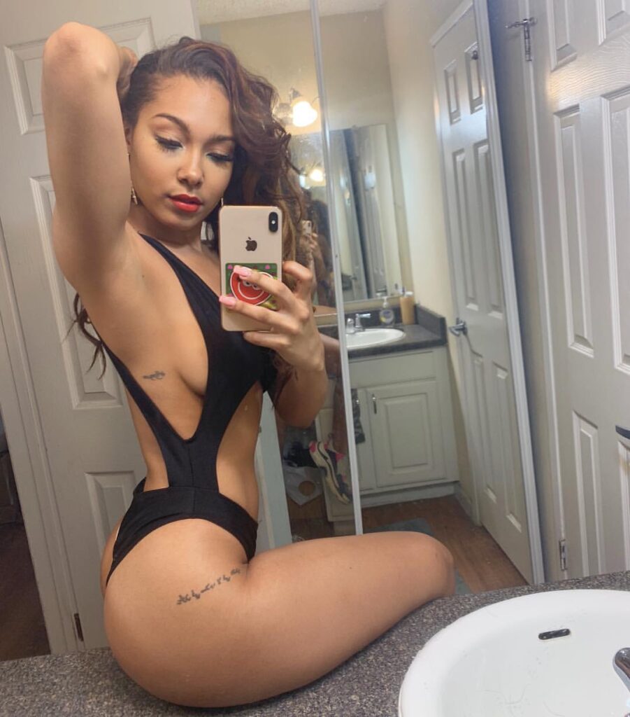 parker-mckenna-posey-bikini-34 | Divas World Order