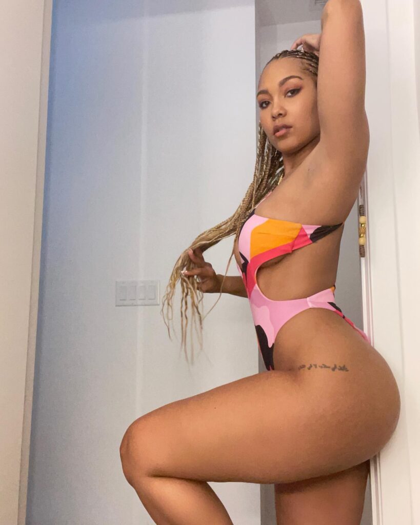 parker-mckenna-posey-bikini-43 | Divas World Order