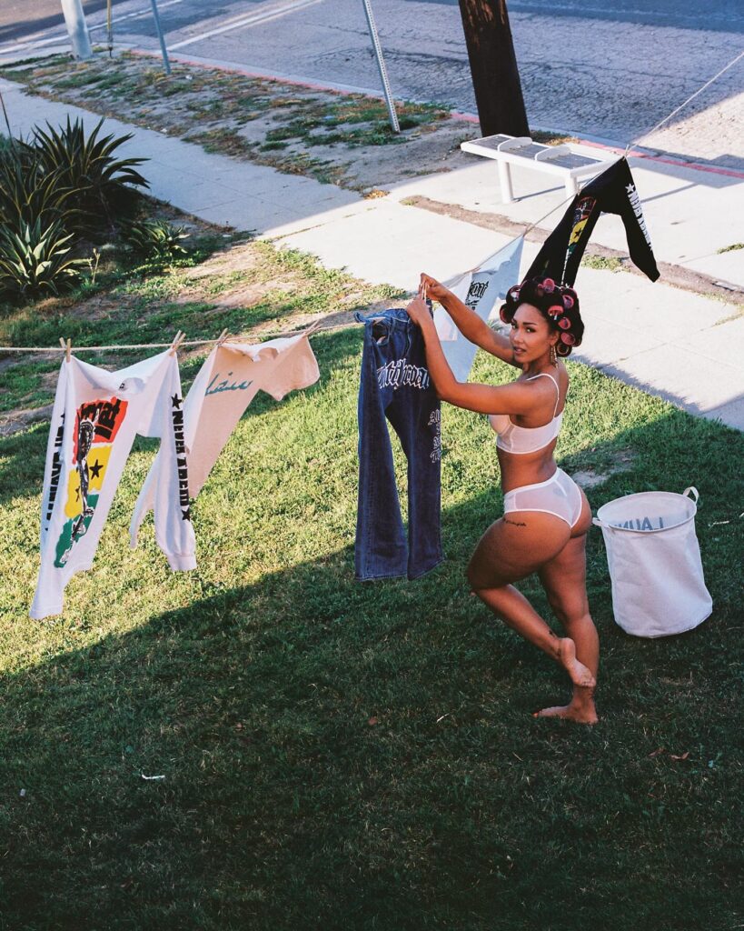 parker-mckenna-posey-cutthroat-la-5 | Divas World Order