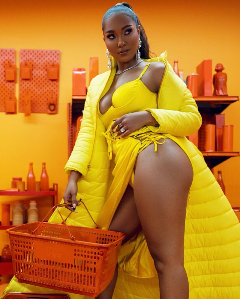 parker-mckenna-posey-ellements-magazine-2022-3 | Divas World Order