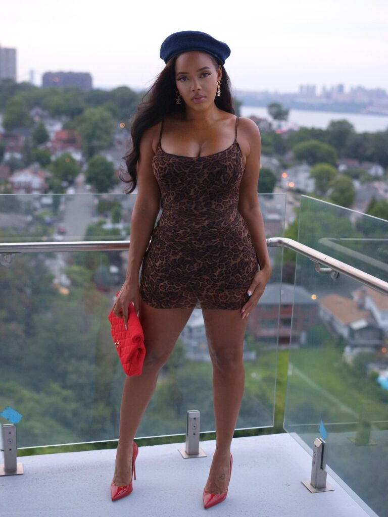 angela-simmons-cleavage-8 | Divas World Order