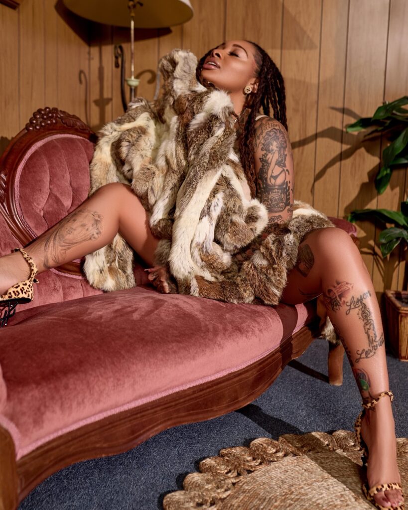 dutchess-lattimore-eye-catch-everything-10 | Divas World Order
