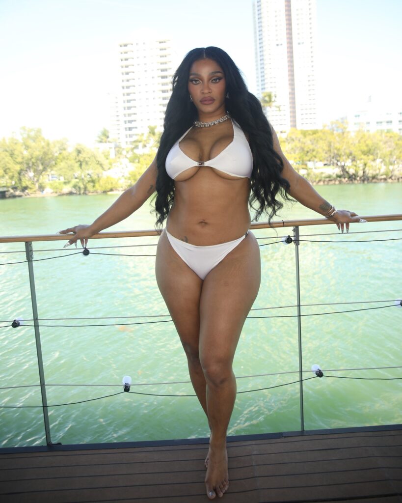 joseline-hernandez-bikini-22 | Divas World Order