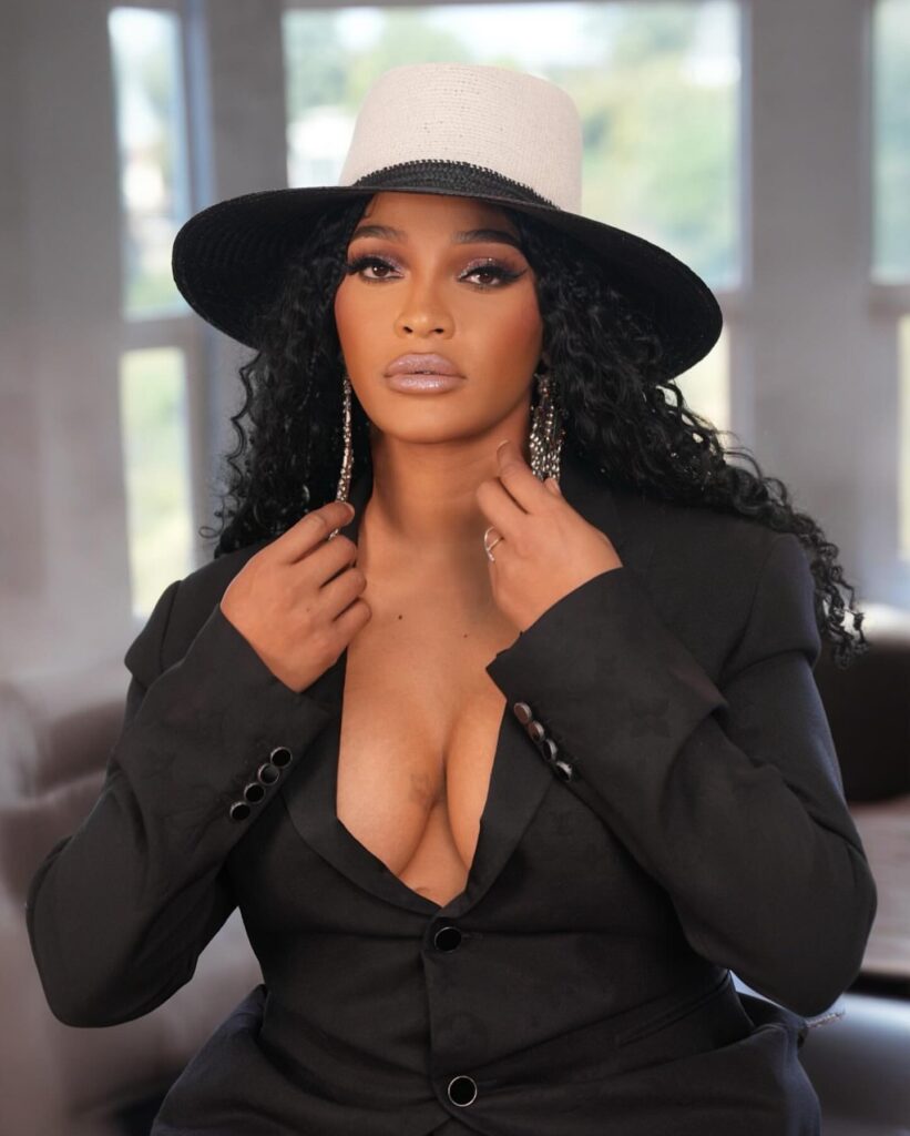 joseline-hernandez-cleavage-5 | Divas World Order