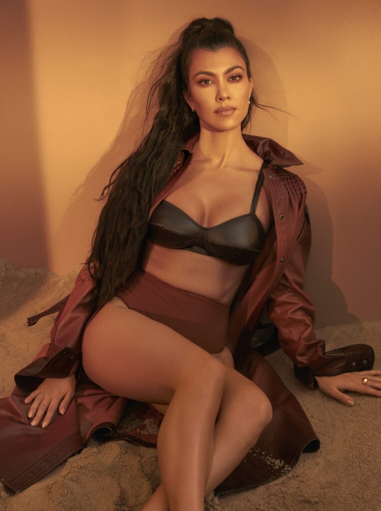 kourtney-kardashian-health-magazine-april-2020-3 | Divas World Order