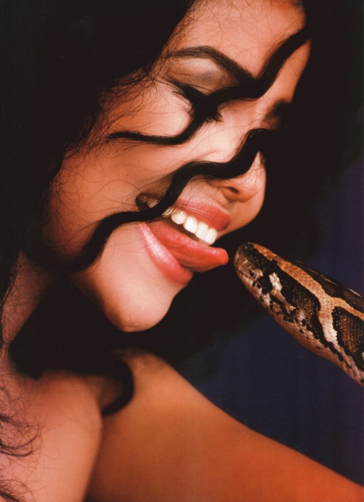 la-toya-jackson-playboy-edition-speciale-magazine-mars-avril-1992-12 | Divas World Order