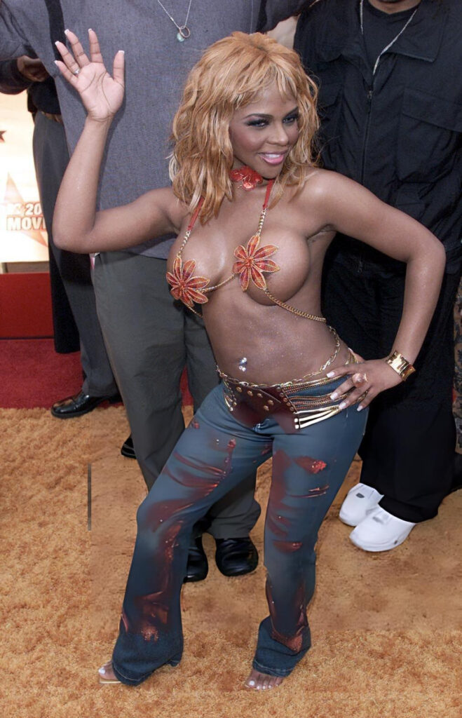 '-kim-mtv-movies-awards-2001-14 | Divas World Order