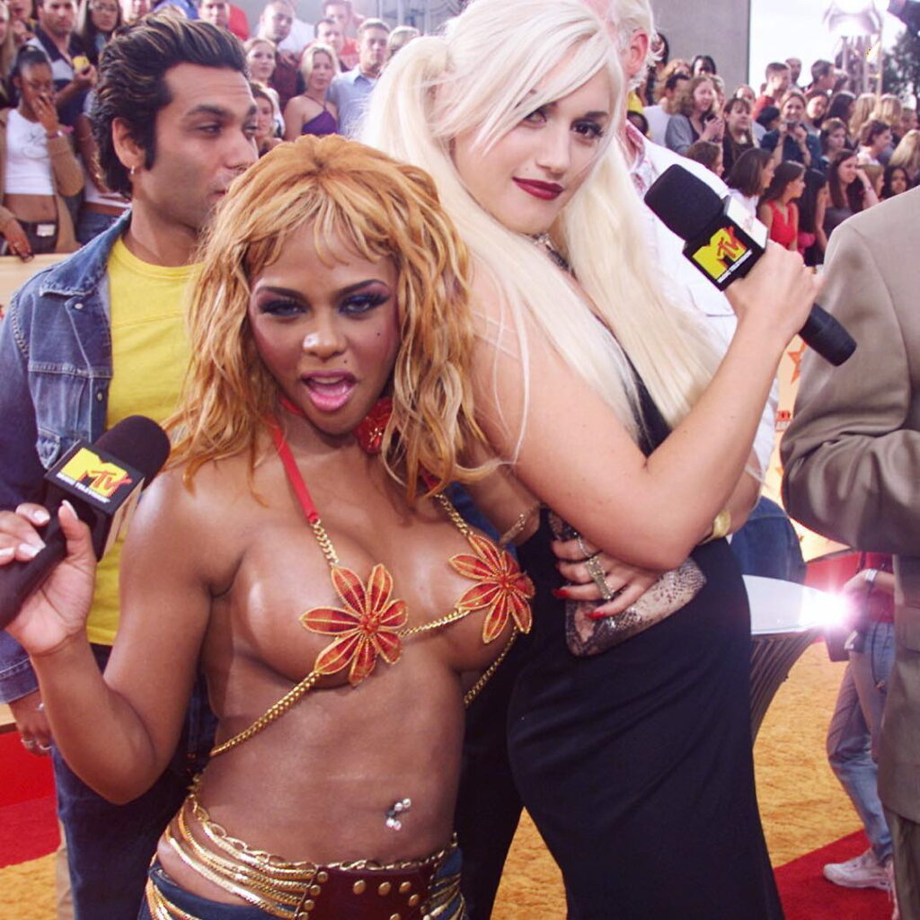 '-kim-mtv-movies-awards-2001-5 | Divas World Order