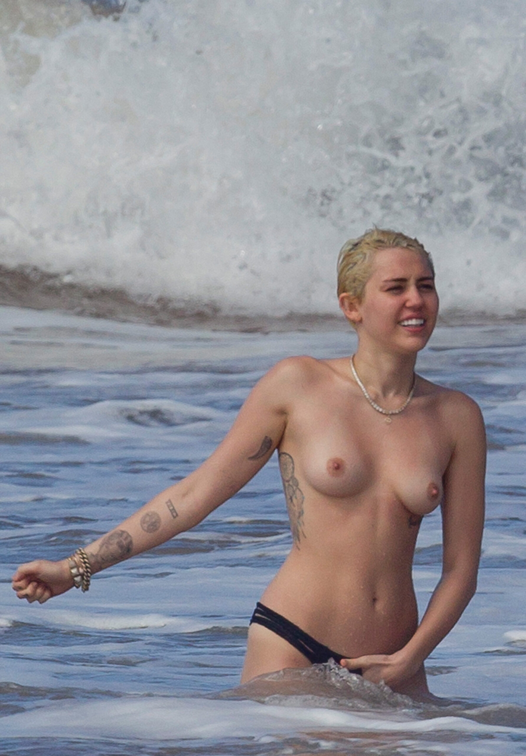 miley-cyrus-nudity-6 | Divas World Order