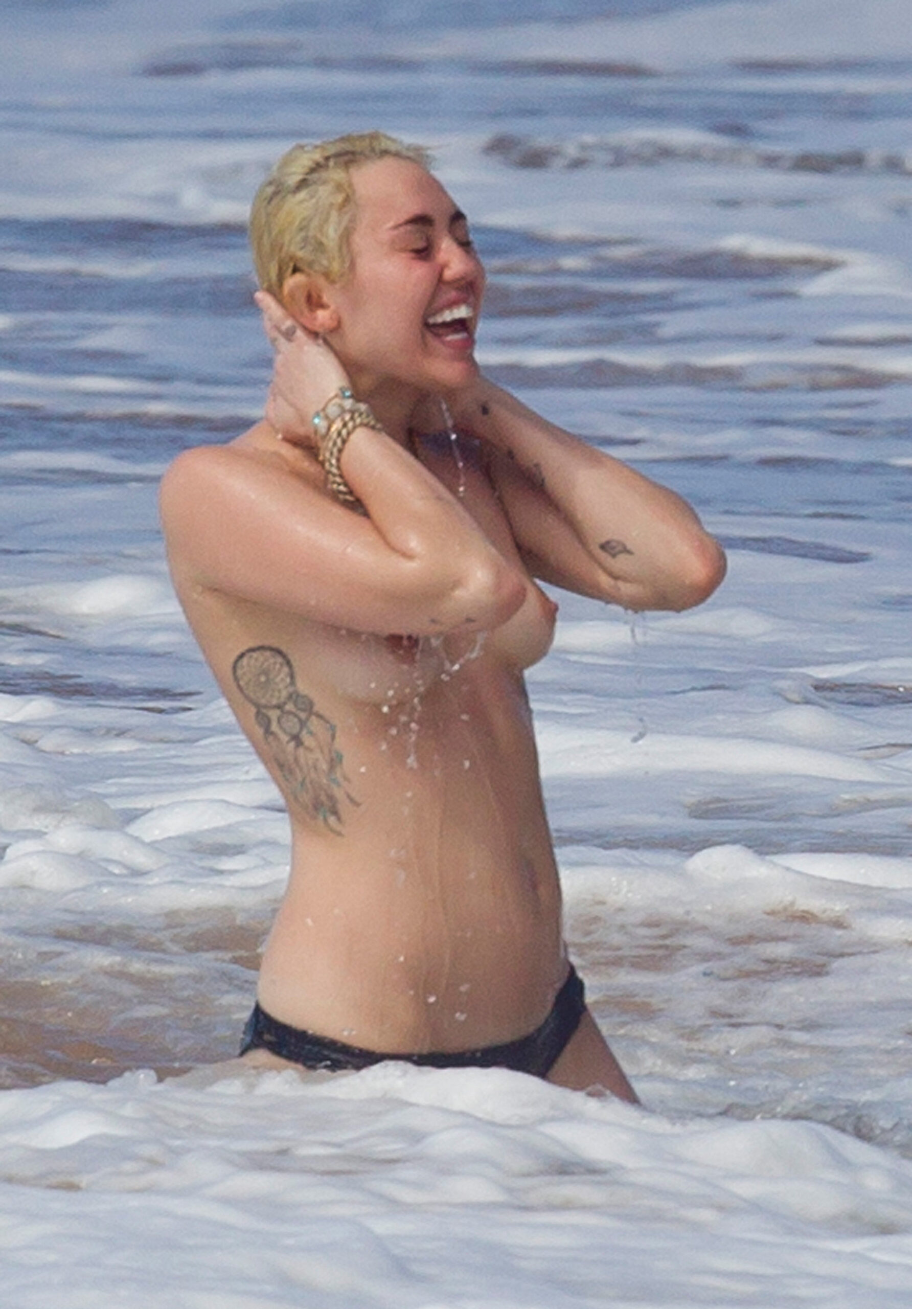 miley-cyrus-nudity-9 | Divas World Order