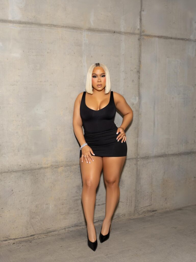 raven-diaz-candid-3 | Divas World Order