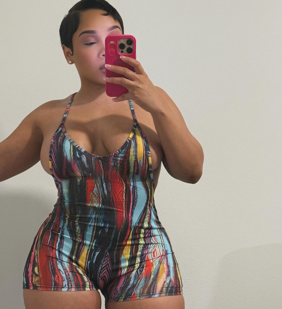 raven-diaz-cleavage-2 | Divas World Order