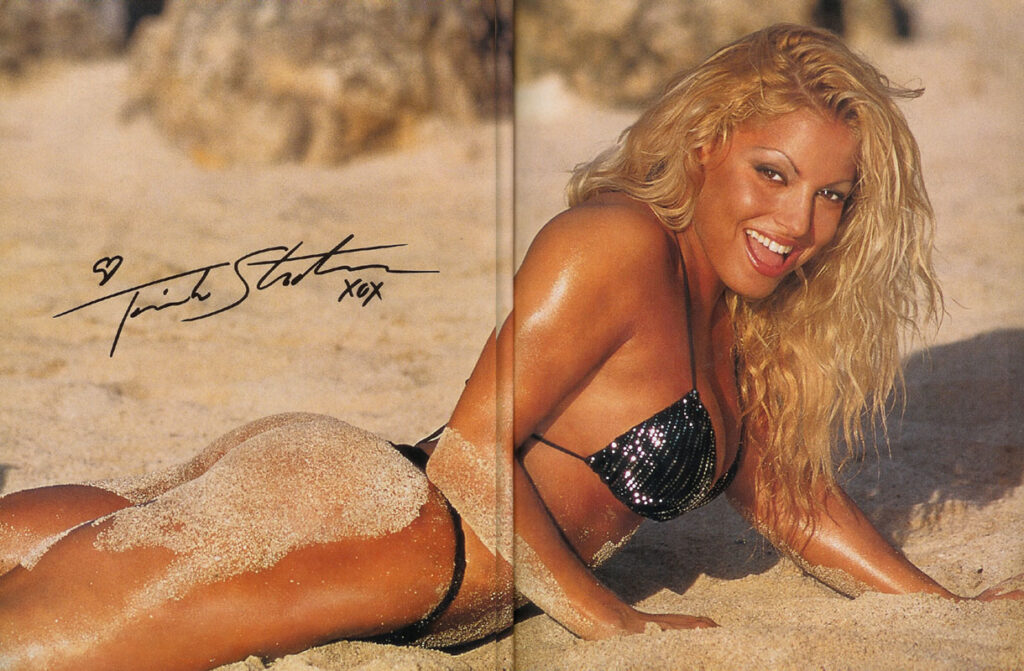 trish-stratus-wwe-divas-in-hedonism-2001-2 | Divas World Order